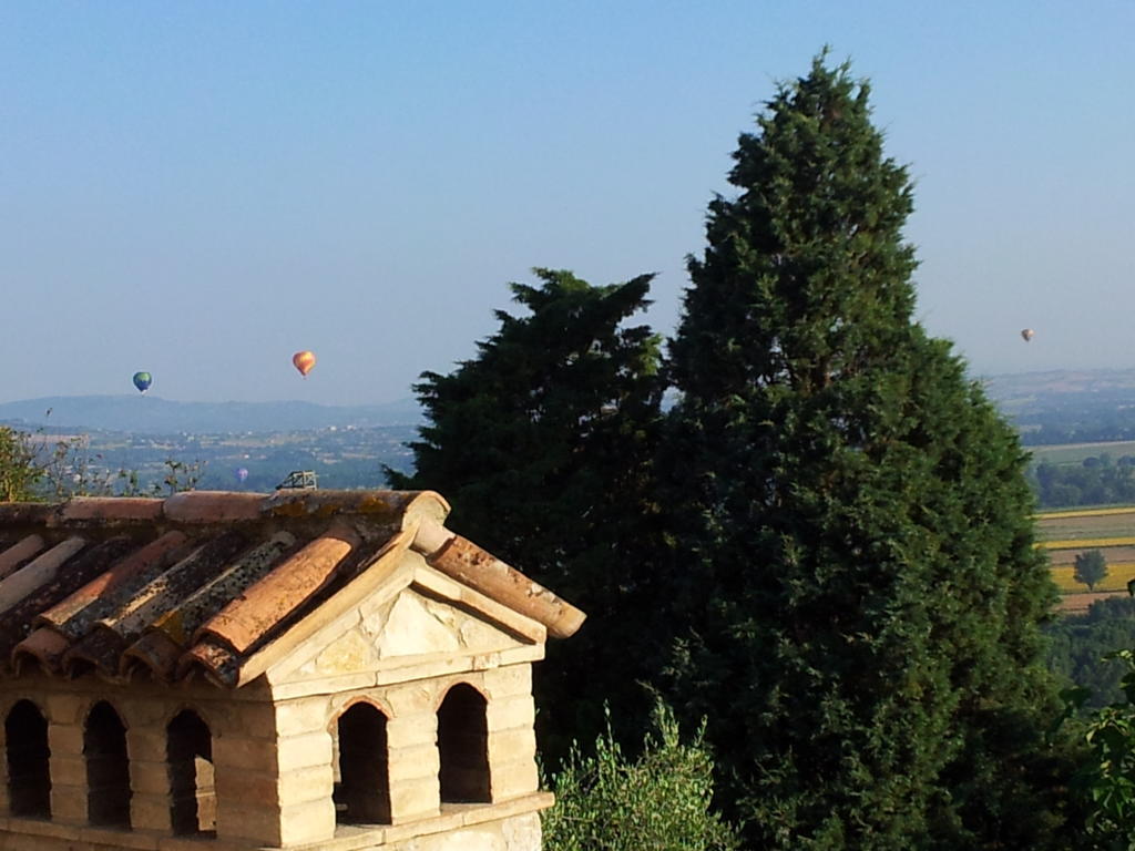 Agriturismo La Torraccia Todi Exteriör bild