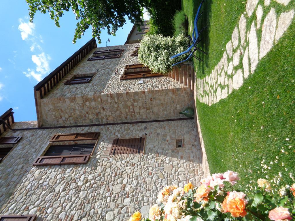 Agriturismo La Torraccia Todi Exteriör bild