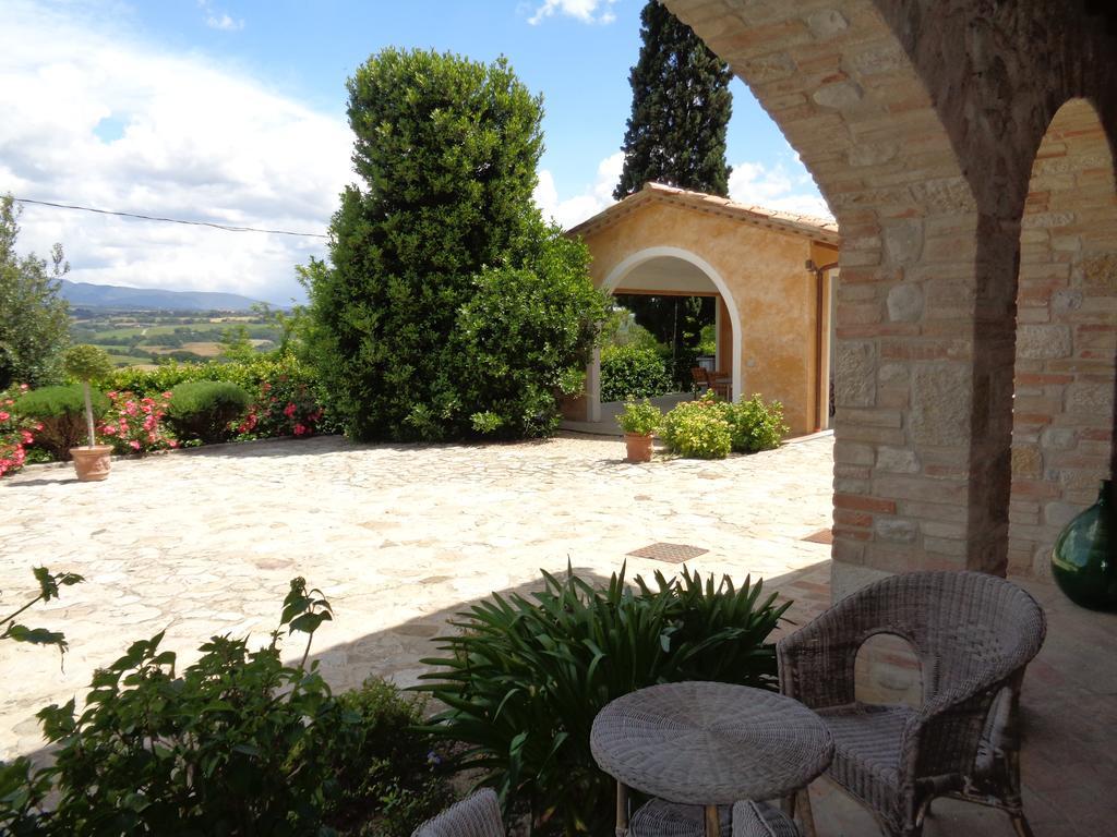 Agriturismo La Torraccia Todi Exteriör bild