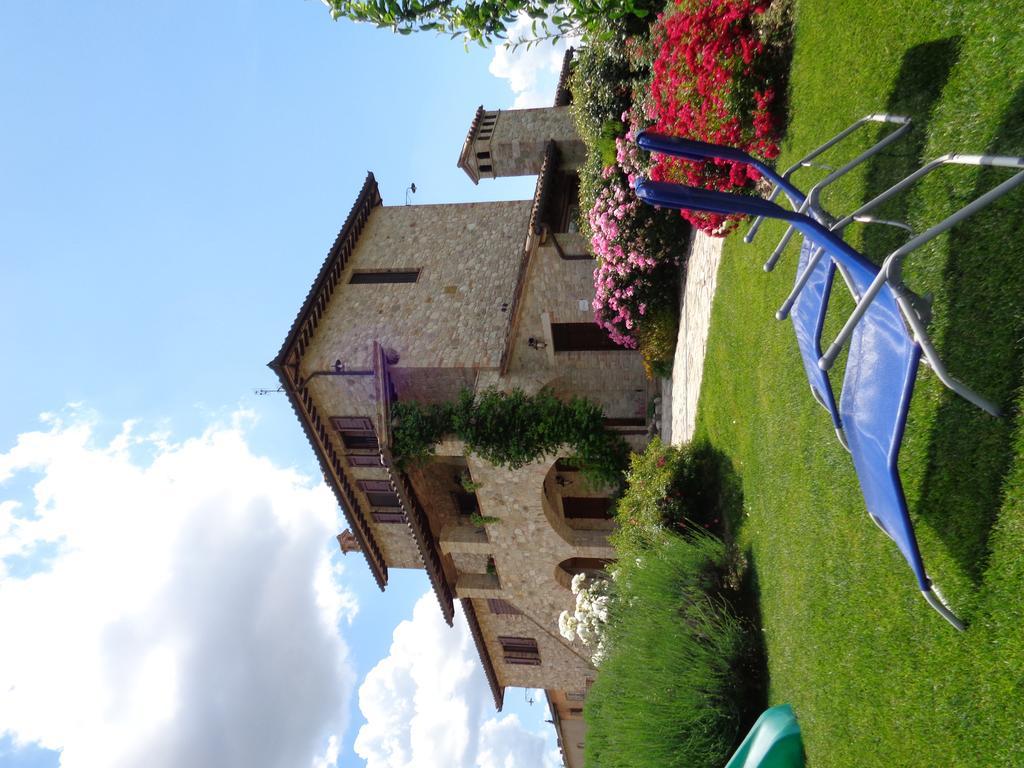 Agriturismo La Torraccia Todi Exteriör bild